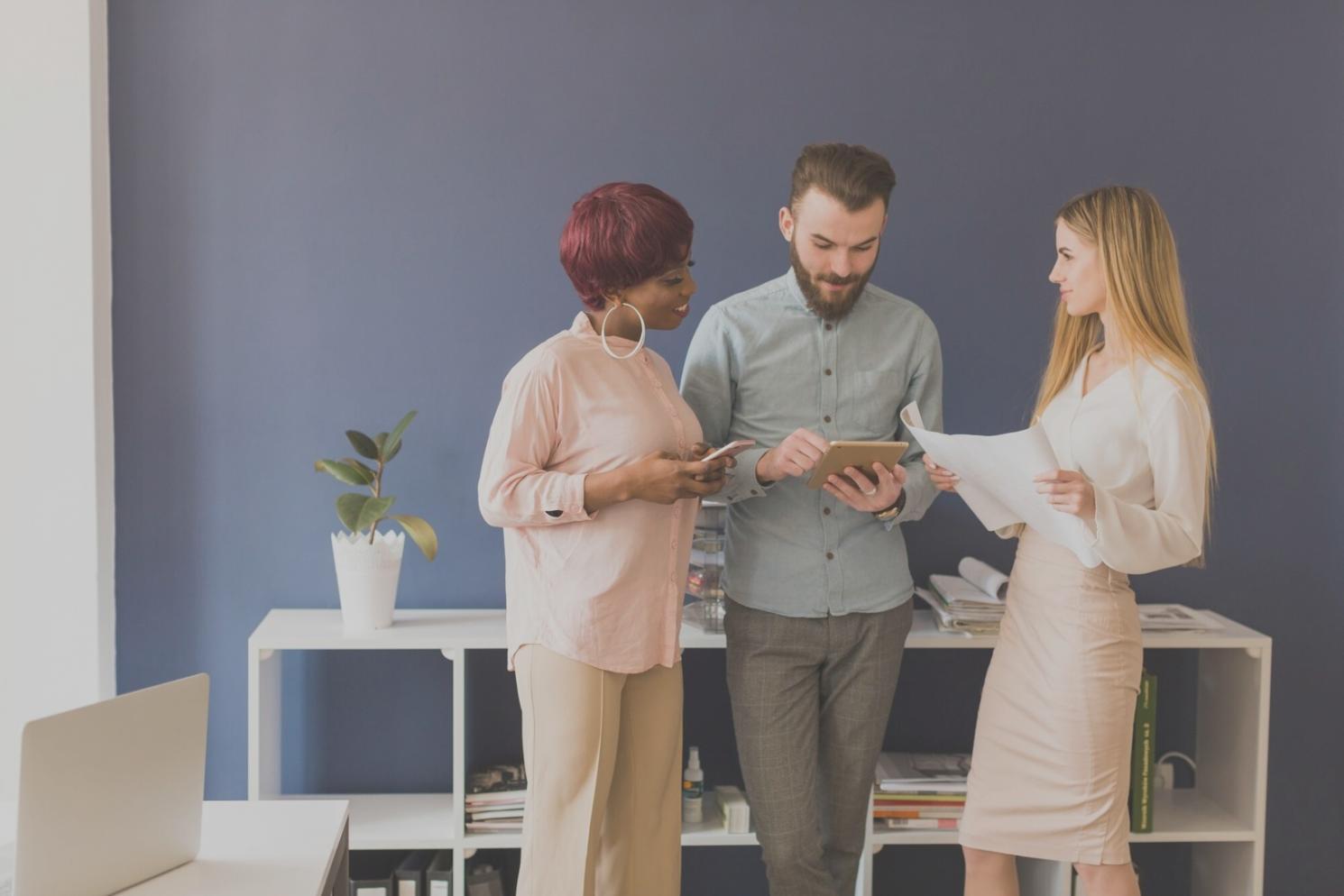 Trading analysis workspace showing market data and liquidity patterns